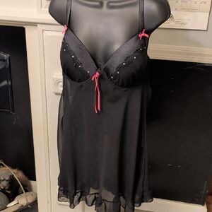 Nwot Delicious Black Chemise with Pink Details, Size 1X